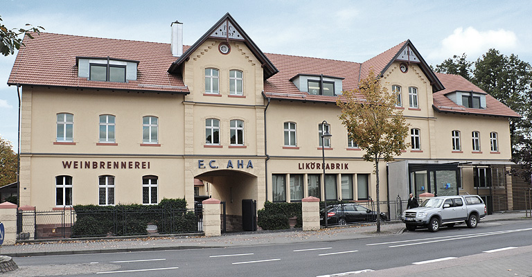Schreinerei Münkel GmbH –  F.C. Aha Gastronomie in Hünfeld
